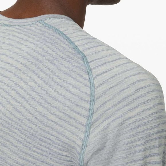 Lululemon Metal Vent Tech Short Sleeve 2.0 Sz M - Picture 1 of 6